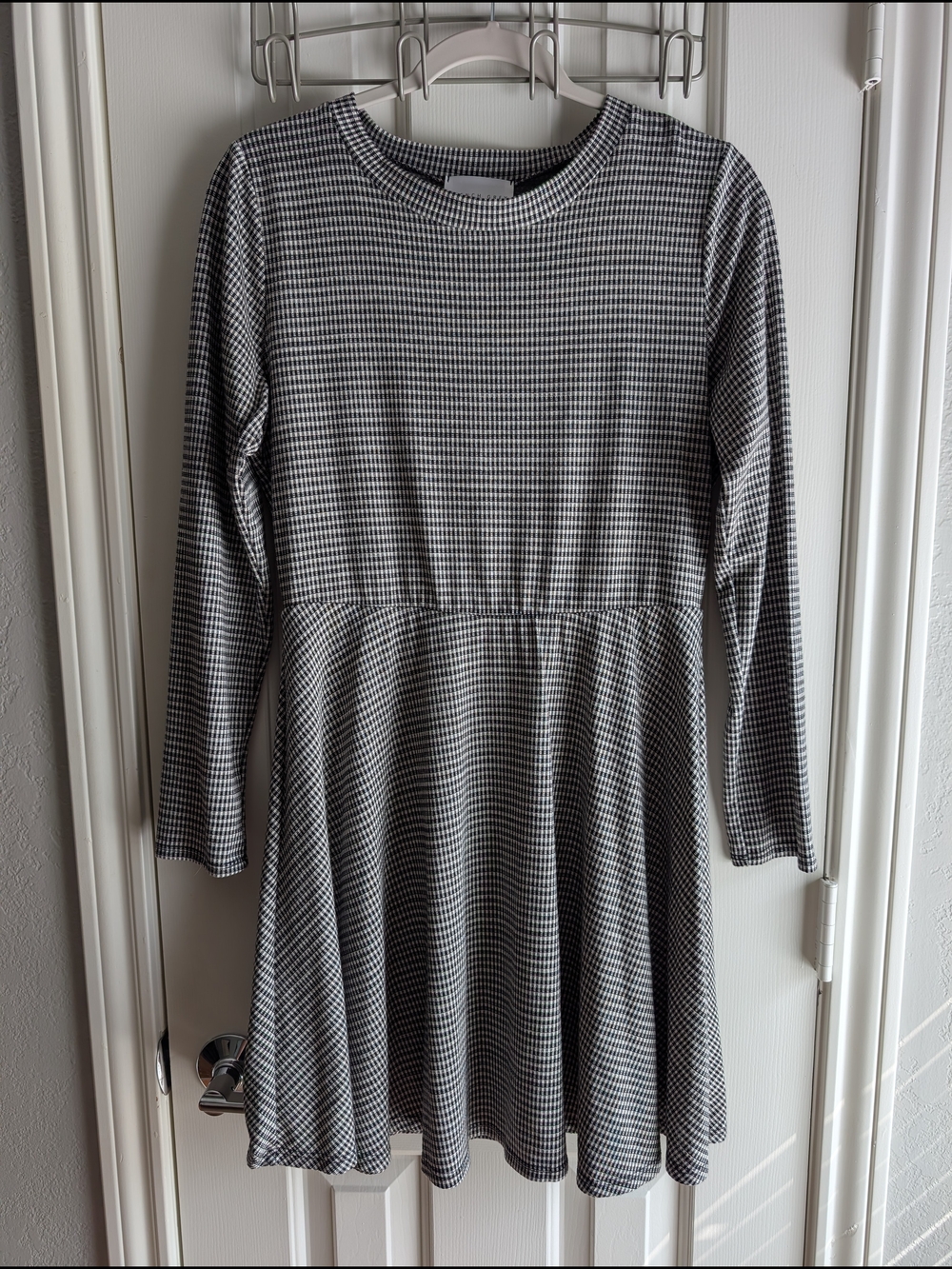 French Grey Black & White Houndstooth Long-Sleeve Dress
